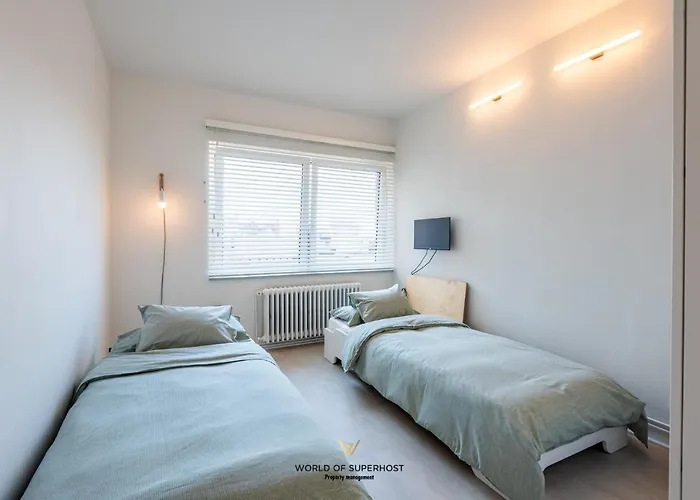 Feriehus Luxurious Next To The Sea And Centre With Free Parking Space *