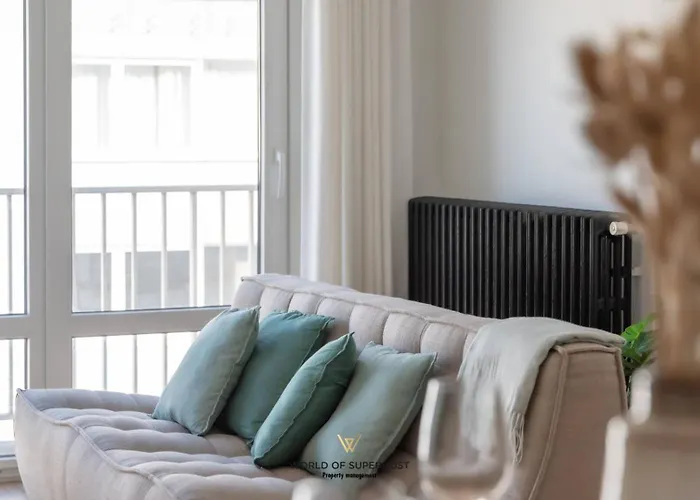 Luxurious Next To The Sea And Centre With Free Parking Space Prázdninový dům *