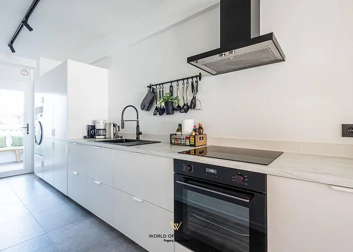 Holiday home Luxurious Next To The Sea And Centre With Free Parking Space Ostend