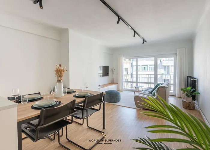 Feriehus Luxurious Next To The Sea And Centre With Free Parking Space *