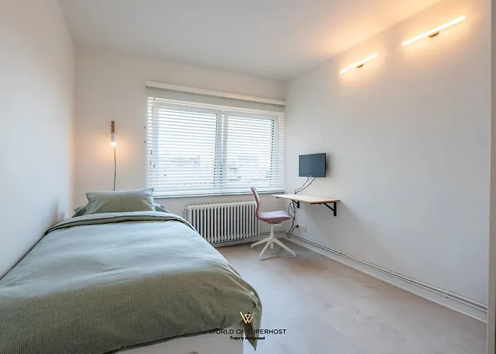 Luxurious Next To The Sea And Centre With Free Parking Space * Ostend