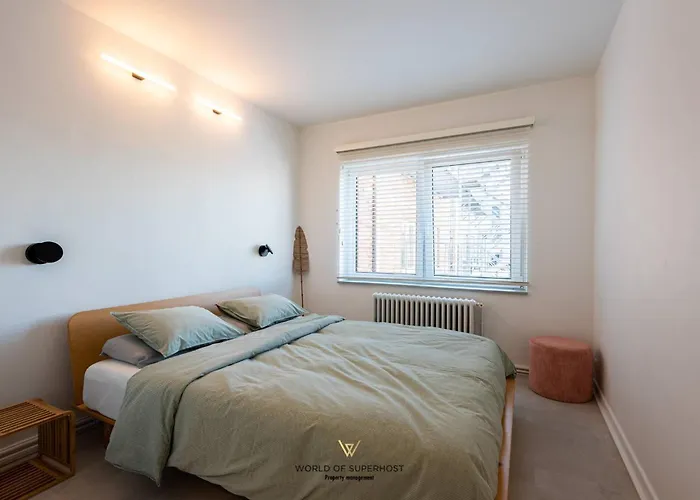 Luxurious Next To The Sea And Centre With Free Parking Space Holiday home *